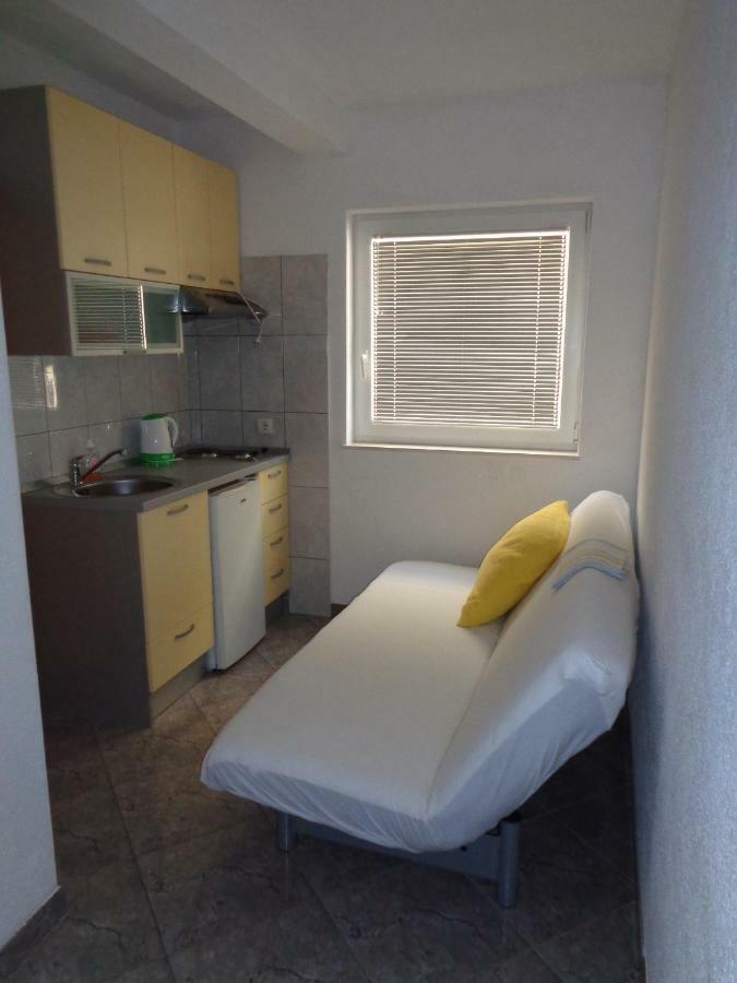 Apartments Rados Локва Рогозница Екстериор снимка