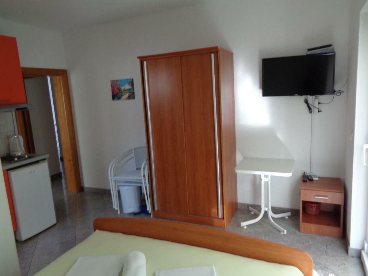 Apartments Rados Локва Рогозница Екстериор снимка