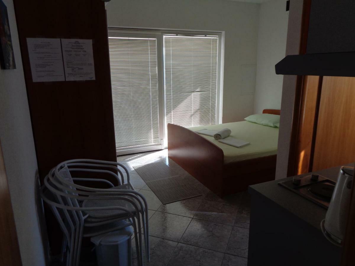 Apartments Rados Локва Рогозница Екстериор снимка
